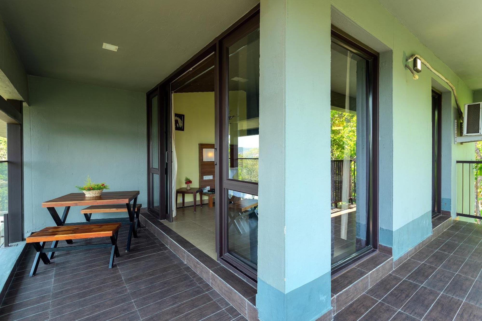 Hotel The Mountain Courtyard Thekkady Exteriér fotografie