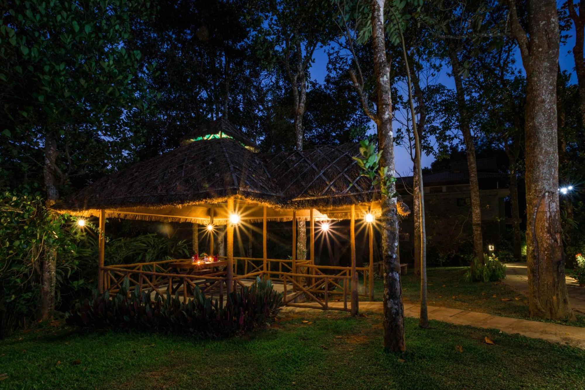 Hotel The Mountain Courtyard Thekkady Exteriér fotografie