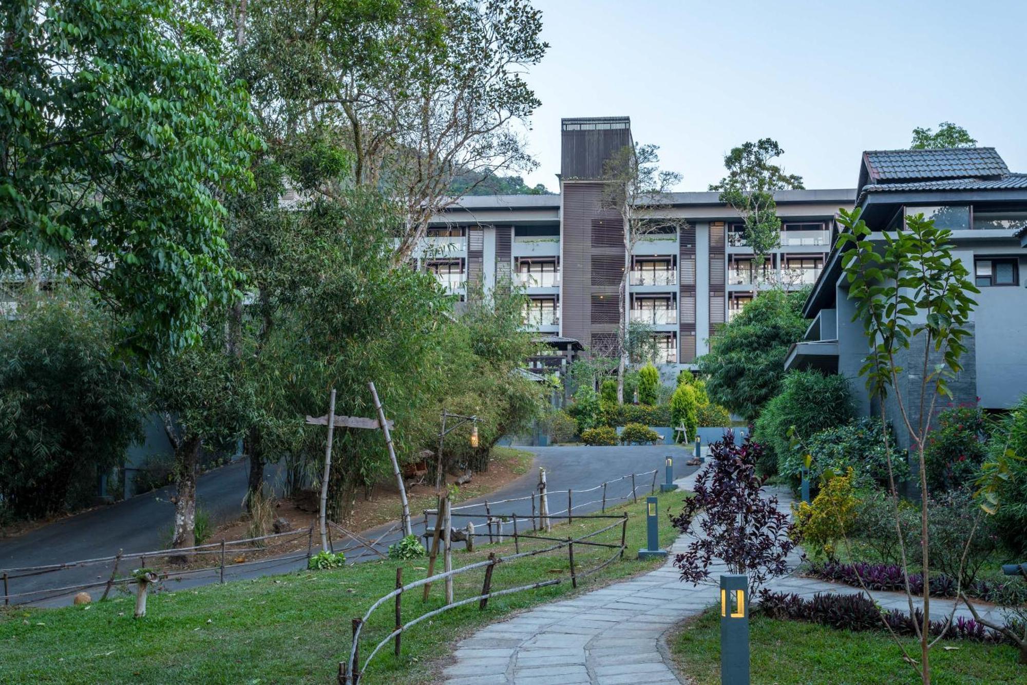 Hotel The Mountain Courtyard Thekkady Exteriér fotografie