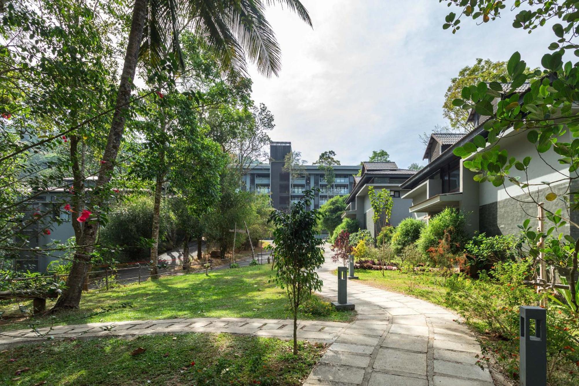 Hotel The Mountain Courtyard Thekkady Exteriér fotografie